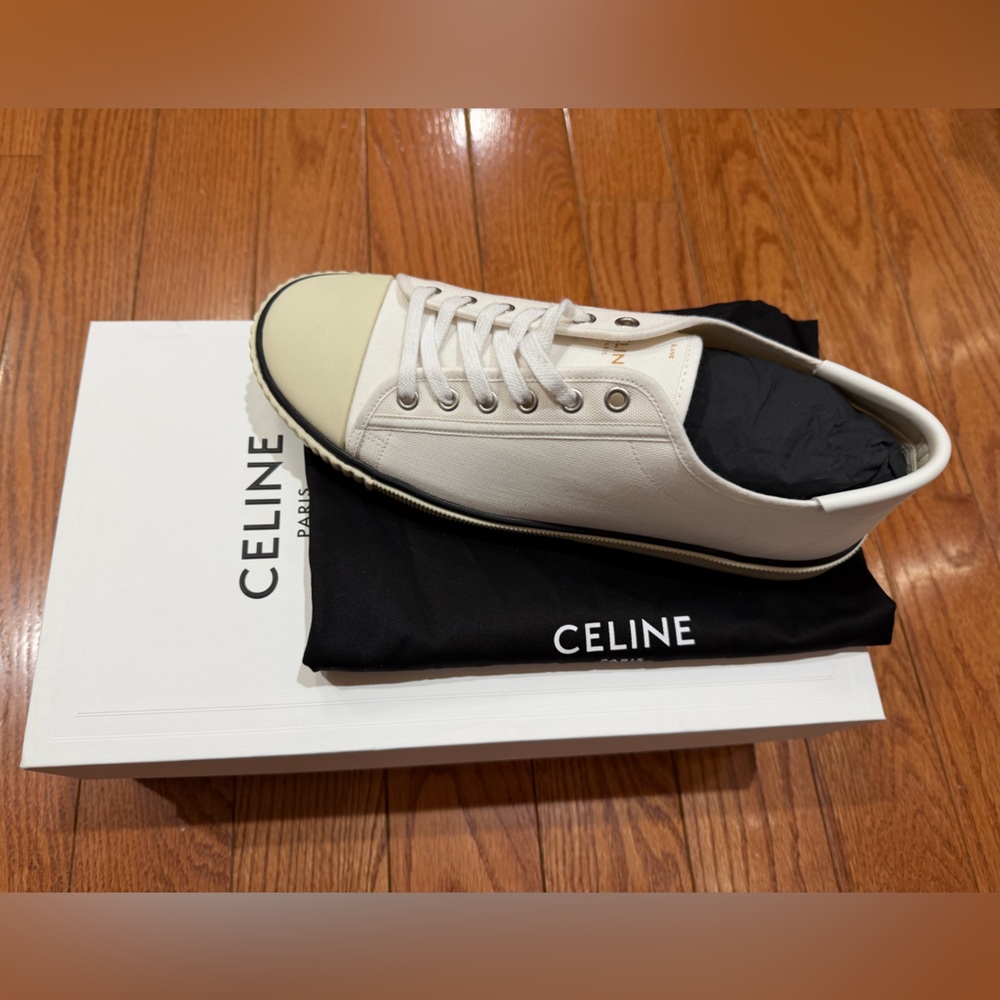 Authentic New in Box Celine White Canvas Low-Top Sneaker with Cream Toe Size 42